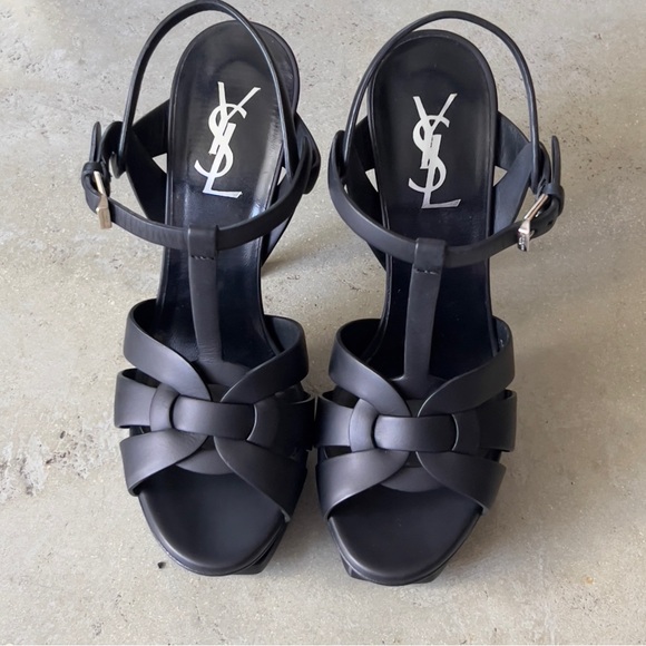 Saint Laurent NWT SIZE 7
Tribute Leather 105mm Platform Sandals - Picture 6 of 16